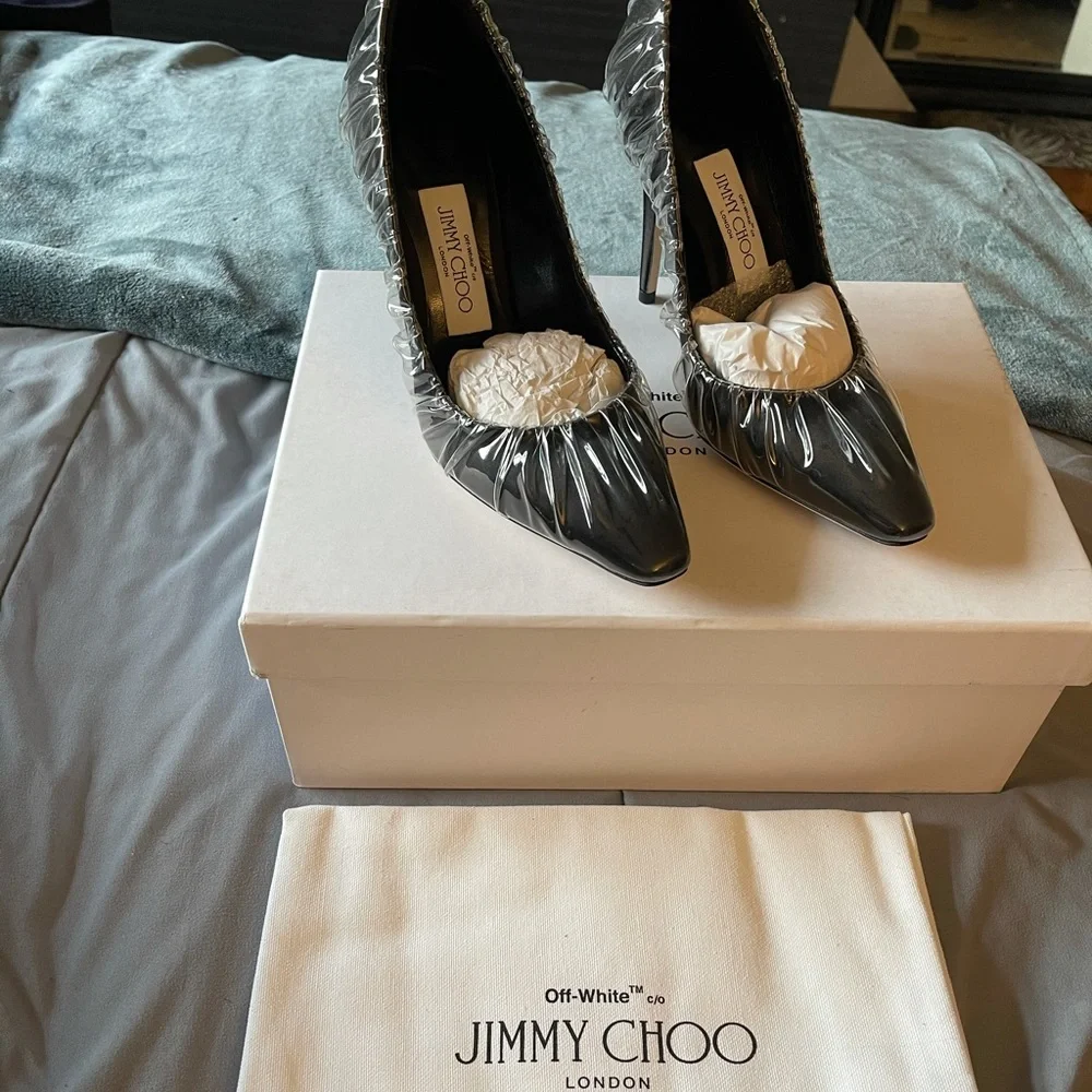 Jimmy Choo - Picture 1 of 3